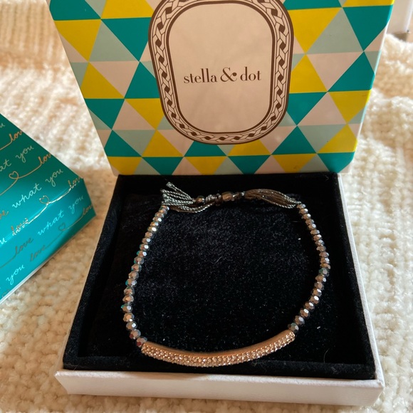 Stella & Dot bracelet - Picture 2 of 9